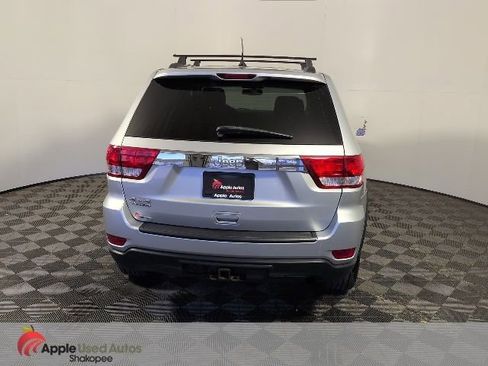 Used 2013 Jeep Grand Cherokee Laredo image 6