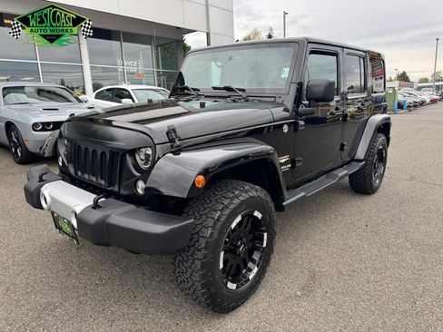 Used 2015 Jeep Wrangler Unlimited Sahara w/ Connectivity Group image 1