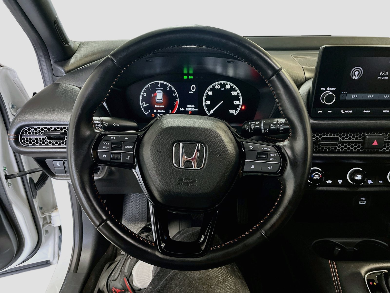 Used 2025 Honda HR-V Sport image 11