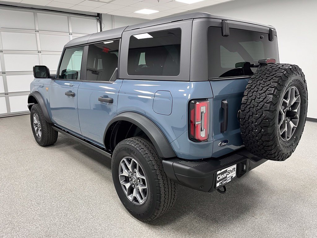 Used 2023 Ford Bronco Badlands AWD/4WD image 8
