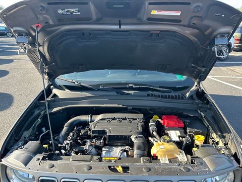 Used 2020 Jeep Renegade Limited w/ Safety and Security Group image 11