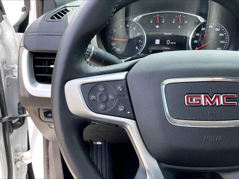 Used 2022 GMC Terrain SLT w/ Infotainment Package II FWD image 24