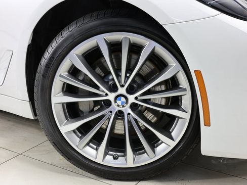 Used 2023 BMW 530i xDrive image 14