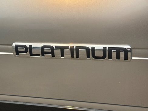 Used 2009 Ford F150 Platinum AWD/4WD image 6