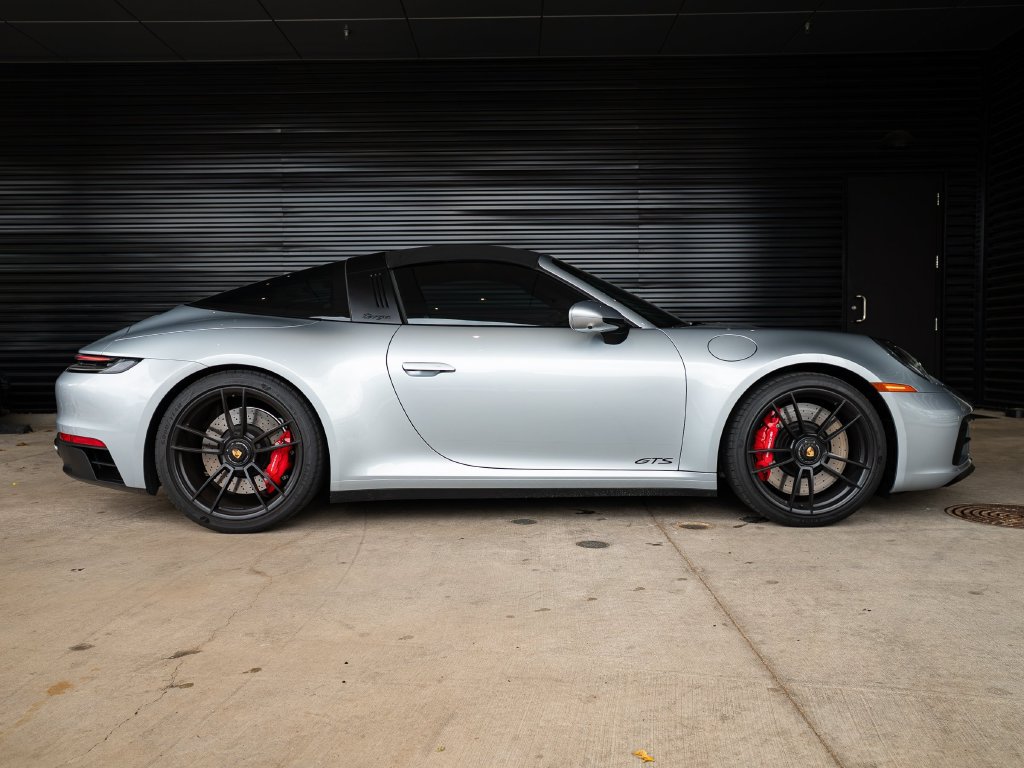 Certified 2022 Porsche 911 Targa 4 GTS AWD/4WD image 8