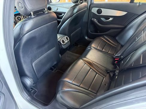 Used 2019 Mercedes-Benz C 300 Sedan image 29