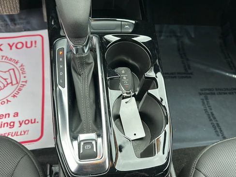 Used 2025 Chevrolet Trax ACTIV w/ Driver Confidence Package image 12