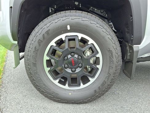 New 2026 Toyota Tacoma TRD Off-Road AWD/4WD image 4