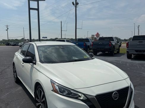Used 2021 Nissan Altima 2.5 SR AWD/4WD image 17