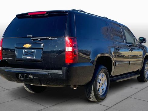Used 2013 Chevrolet Suburban LS image 13