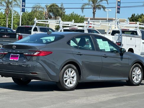Used 2025 Toyota Camry LE FWD image 4