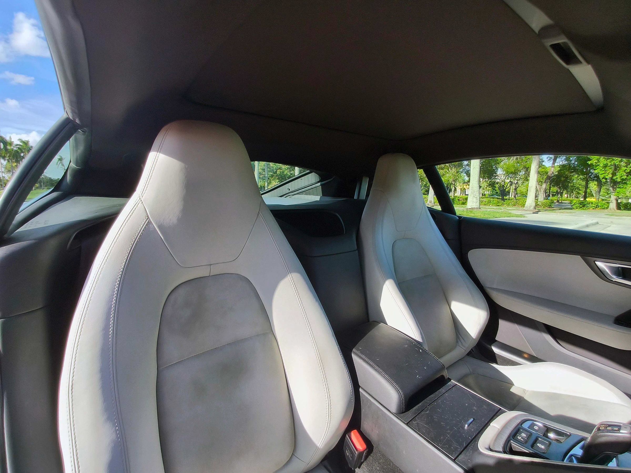 Used 2016 Jaguar F-TYPE Coupe RWD image 14