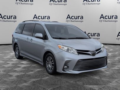 Used 2018 Toyota Sienna XLE