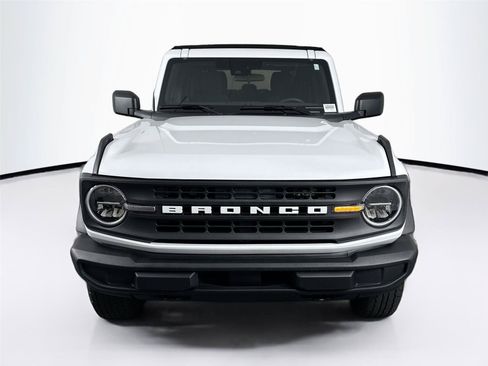 Used 2025 Ford Bronco 4-Door AWD/4WD image 6