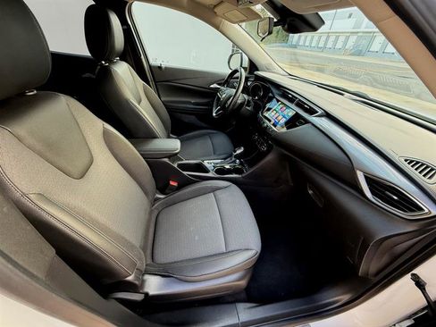 Used 2022 Buick Encore GX Select w/ Sport Touring Package image 16