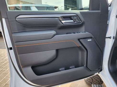 New 2026 GMC Sierra 2500 AT4 w/ AT4 Premium Plus Package image 15