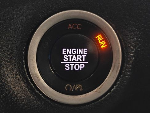 Used 2019 Dodge Challenger R/T Scat Pack w/ 1320 Drag Pack RWD image 14
