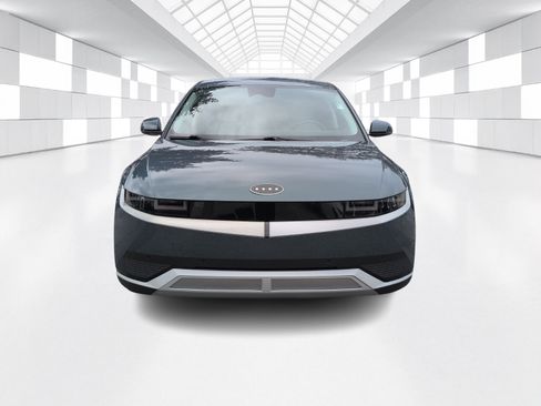 Used 2022 Hyundai Ioniq 5 SEL image 2