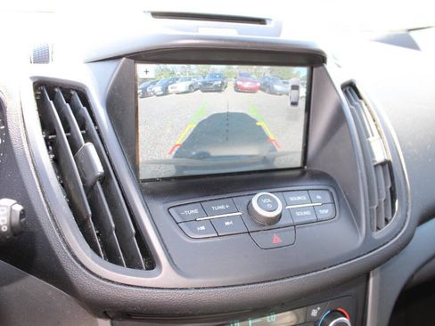 Used 2018 Ford Escape SEL AWD/4WD image 16