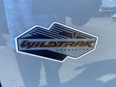 Used 2022 Ford Bronco Wildtrak AWD/4WD image 15
