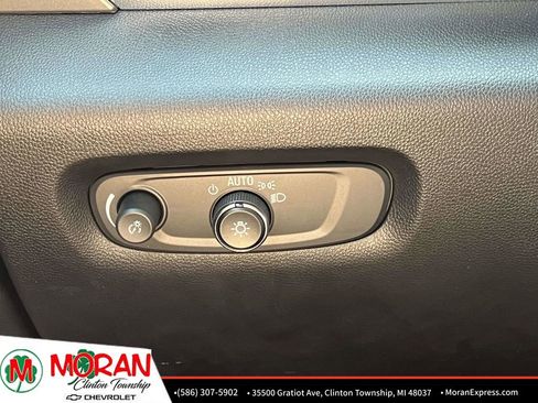 Certified 2023 Chevrolet Traverse LT FWD image 25
