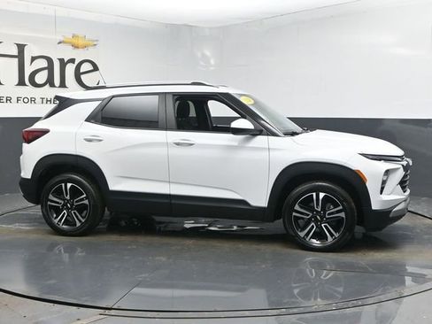 Used 2024 Chevrolet TrailBlazer LT w/ Convenience Package image 1