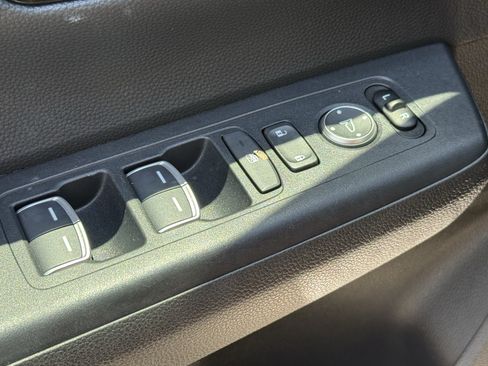 Used 2024 Honda CR-V EX-L image 27