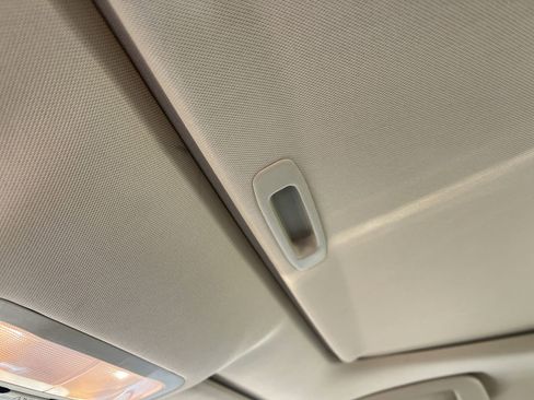 Used 2018 Toyota Avalon XLE Premium image 28