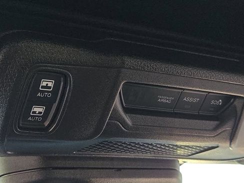 Used 2025 Jeep Wrangler Unlimited Sahara w/ Safety Group image 24