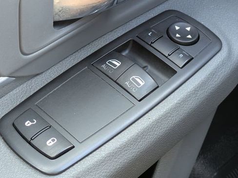 Used 2016 RAM 1500 Tradesman w/ Power & Remote Entry Group RWD image 16