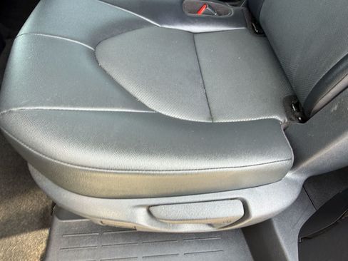 Used 2025 Toyota Grand Highlander FWD image 7