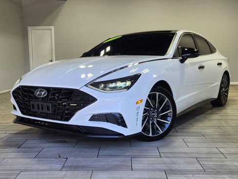 Used 2020 Hyundai Sonata Limited FWD image 1