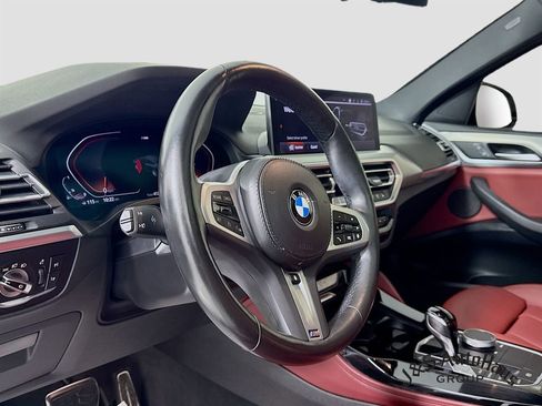 Used 2022 BMW X4 xDrive30i w/ M Sport Package 2 image 9