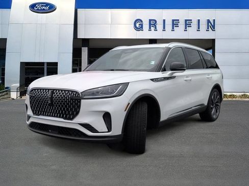 New 2026 Lincoln Aviator Reserve AWD/4WD image 11