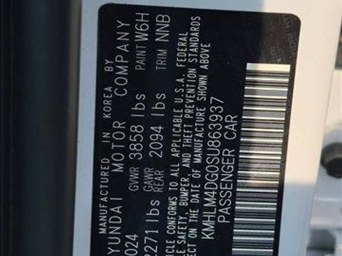 Certified 2025 Hyundai Elantra Sport FWD image 29