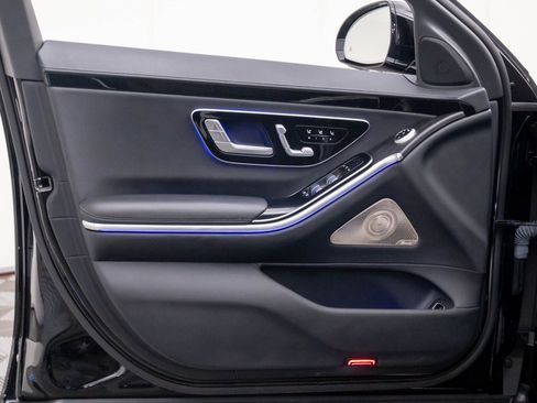 Used 2022 Mercedes-Benz S 500 4MATIC image 12