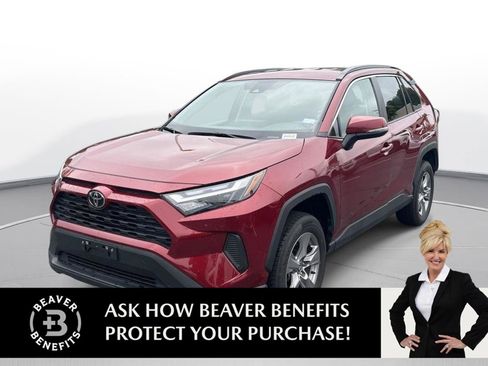 Used 2025 Toyota RAV4 XLE FWD image 1