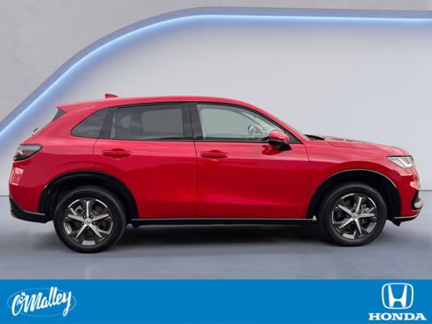 Certified 2024 Honda HR-V EX-L image 6