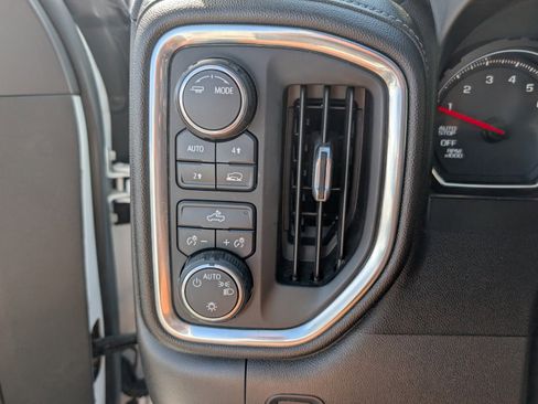 Used 2020 Chevrolet Silverado 1500 LT w/ All-Star Edition image 37