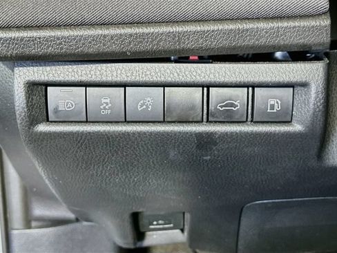 Used 2025 Toyota Camry LE FWD image 11