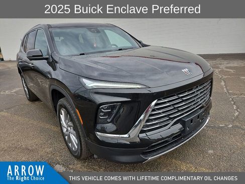 Used 2025 Buick Enclave Preferred image 2