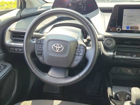 Used 2024 Toyota Prius LE FWD image 19