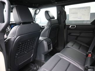 New 2026 Ford Bronco Badlands AWD/4WD video 2