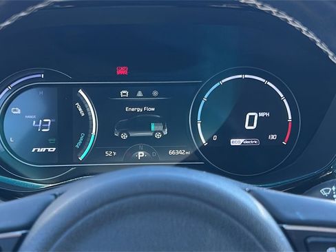 Used 2020 Kia Niro EX w/ Cold Weather Package image 20