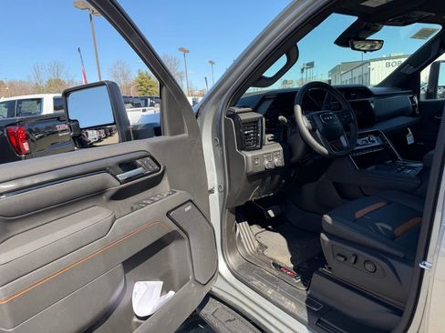 New 2026 GMC Sierra 3500 AT4 w/ AT4 Premium Plus Package AWD/4WD image 20