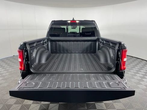 Used 2026 RAM 1500 Laramie AWD/4WD image 40