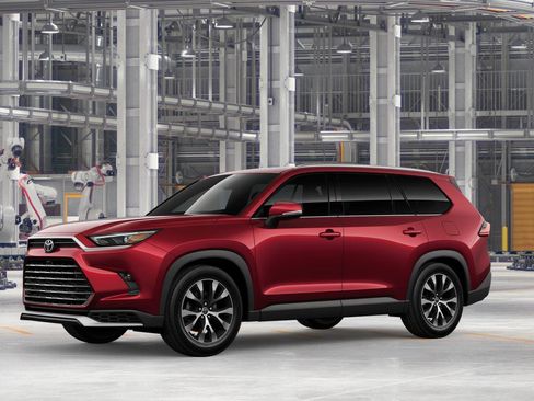 New 2026 Toyota Grand Highlander AWD Hybrid image 2