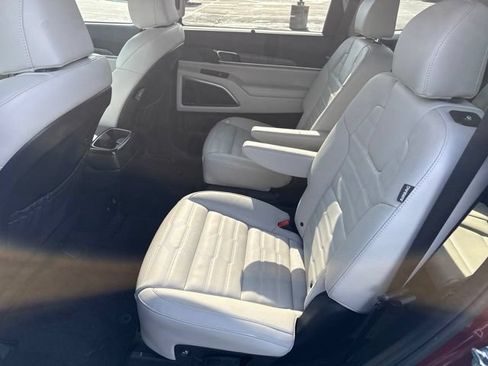 Certified 2024 Kia Telluride SX Prestige AWD/4WD image 9