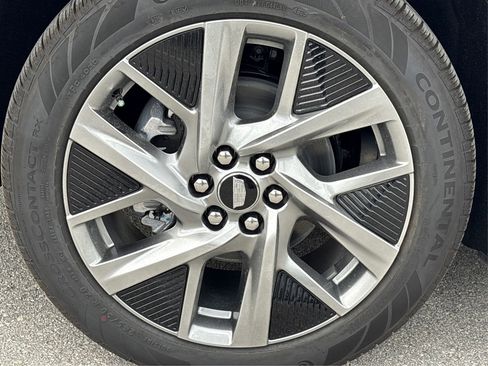 New 2026 Cadillac Optiq Luxury 1 RWD image 13