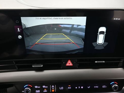 Used 2024 Kia Sportage EX image 19